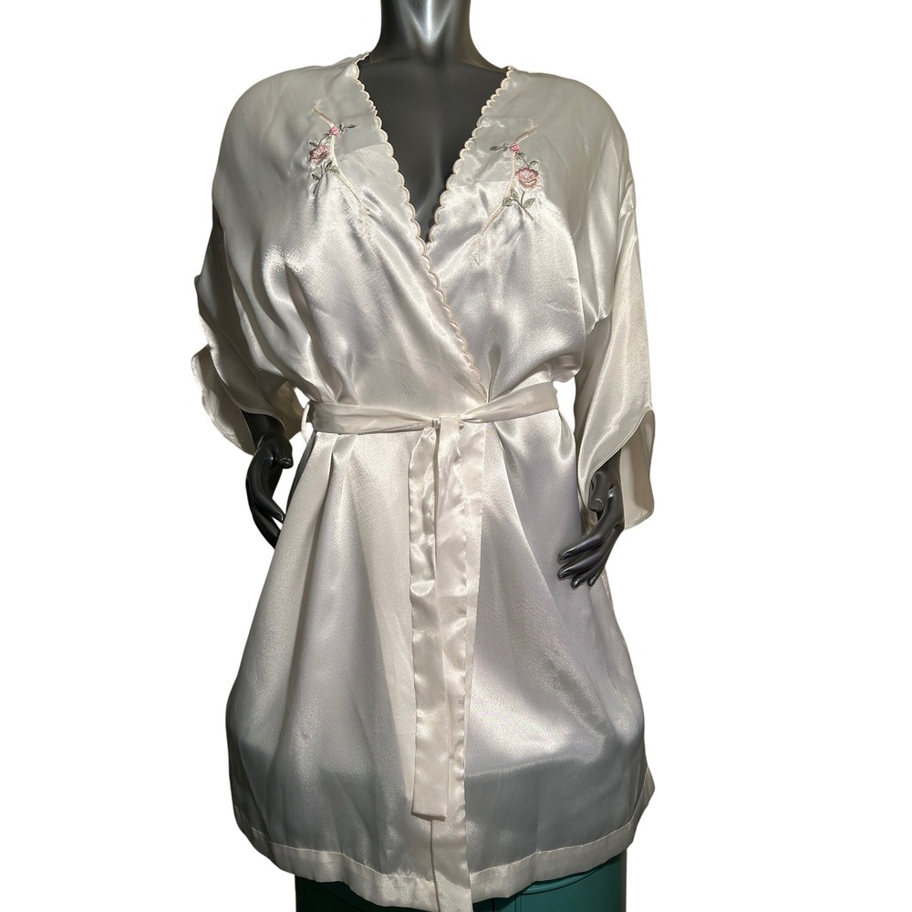 Bali Studio White Satin Robe‎ Vintage Bridal Floral Embroidered Short Kimono L